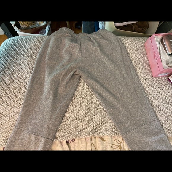 ADIDAS Fleece Jogger - heather grey (sz small) - Picture 9 of 9